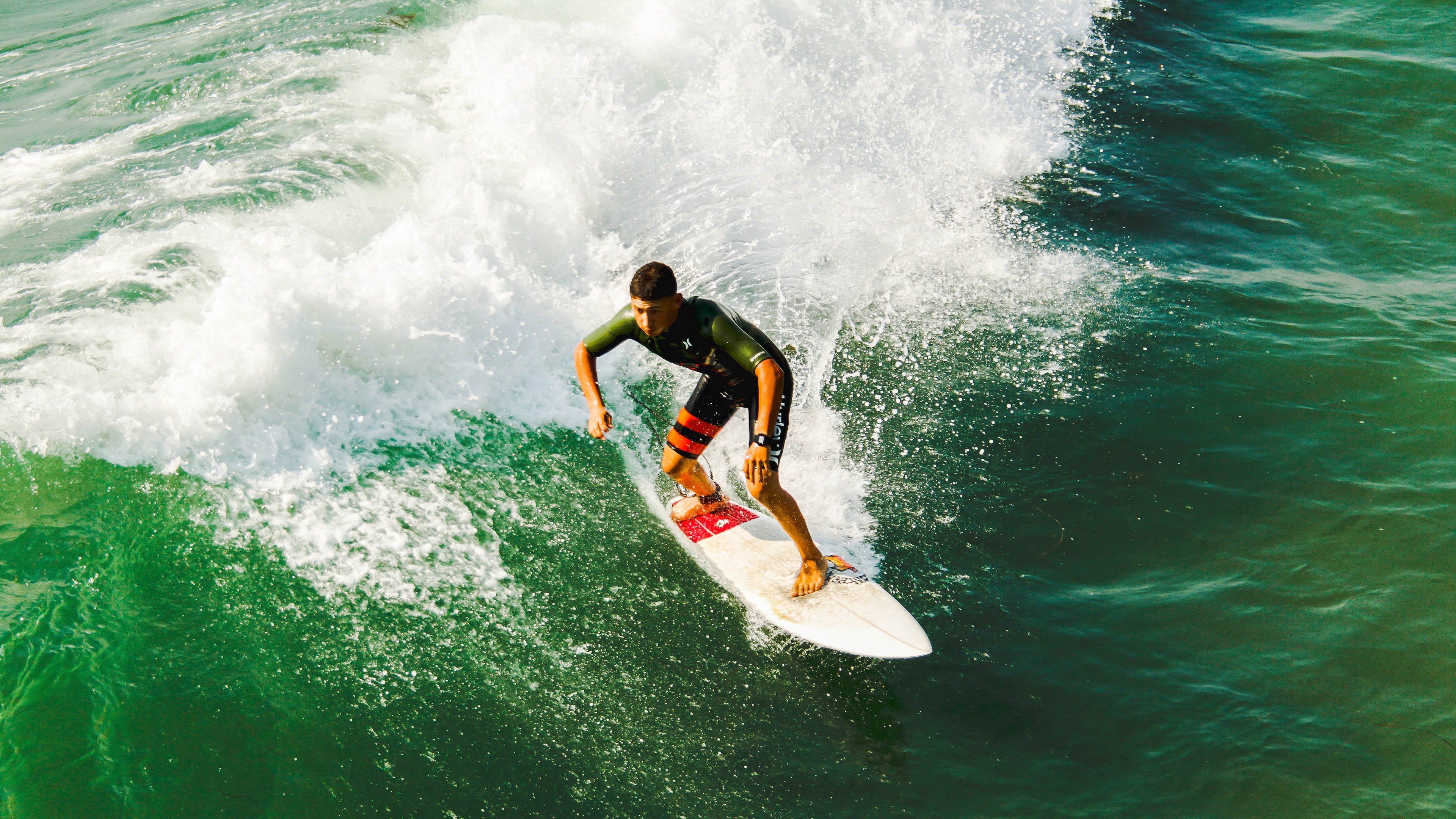 “中超新秀崭露头角，成为本赛季最大黑马”，2020中超新人