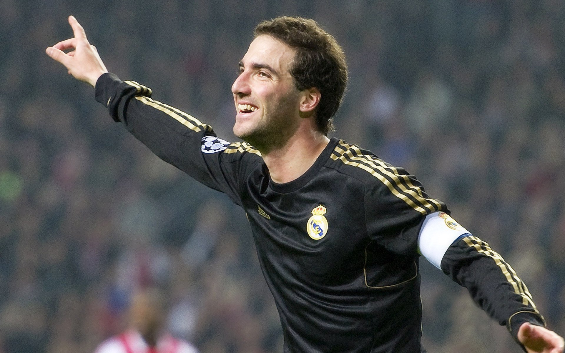 “新秀崛起”记：未来欧冠的星光大道，星光大冠军